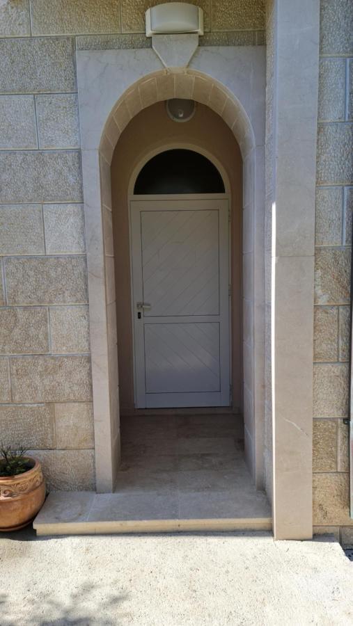 Apartmani Dami Novalja Buitenkant foto